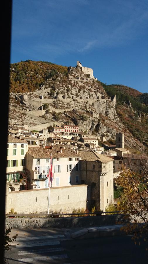 Hotel Le Vauban Entrevaux Extérieur photo