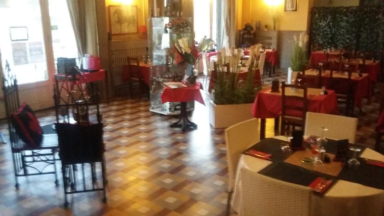 Hotel Le Vauban Entrevaux Extérieur photo